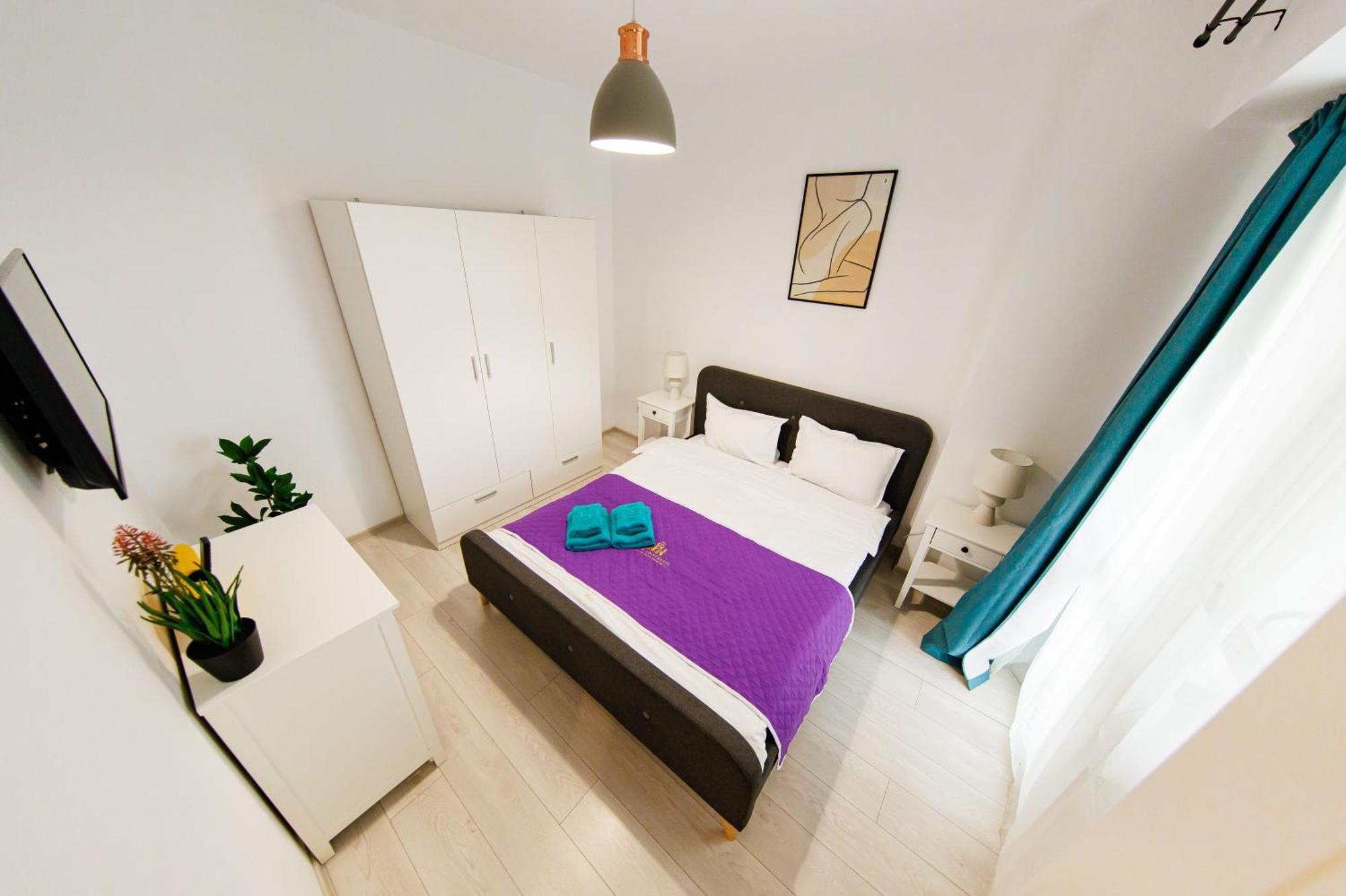 Luxury Glam Apartments Iasi At Lazar Palas Esterno foto