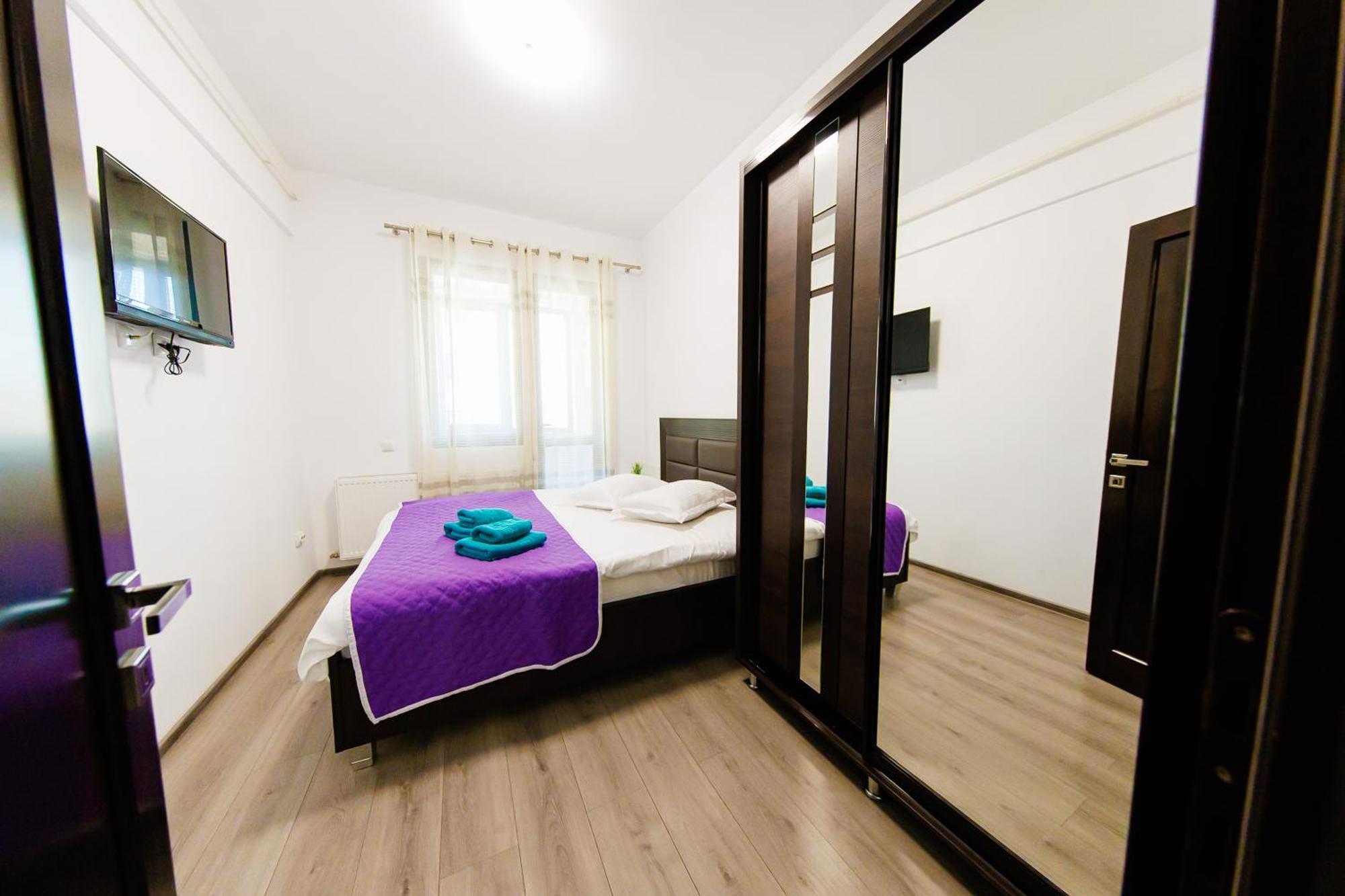 Luxury Glam Apartments Iasi At Lazar Palas Esterno foto