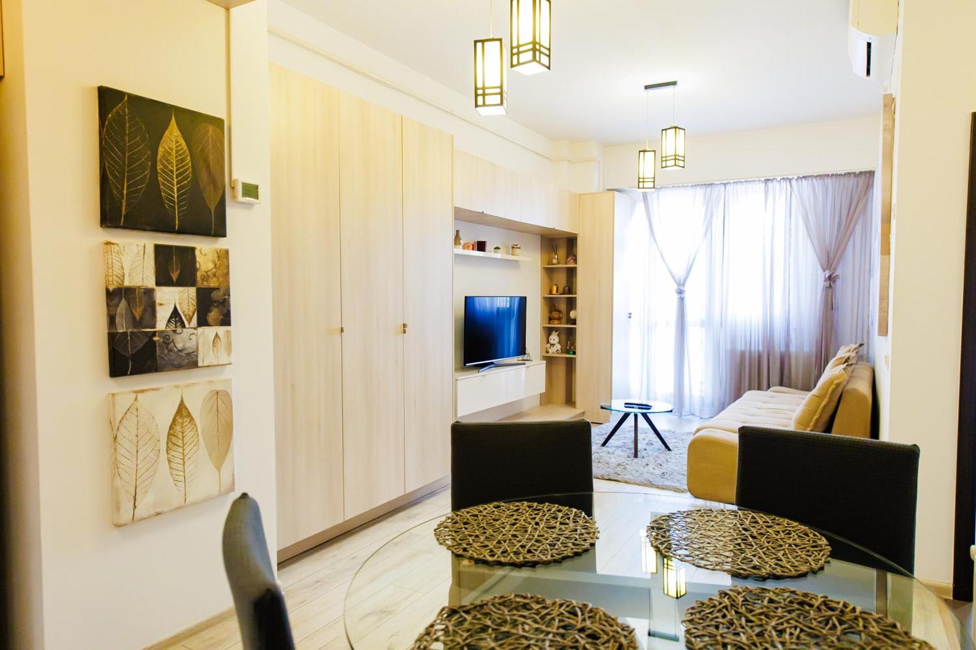 Luxury Glam Apartments Iasi At Lazar Palas Esterno foto
