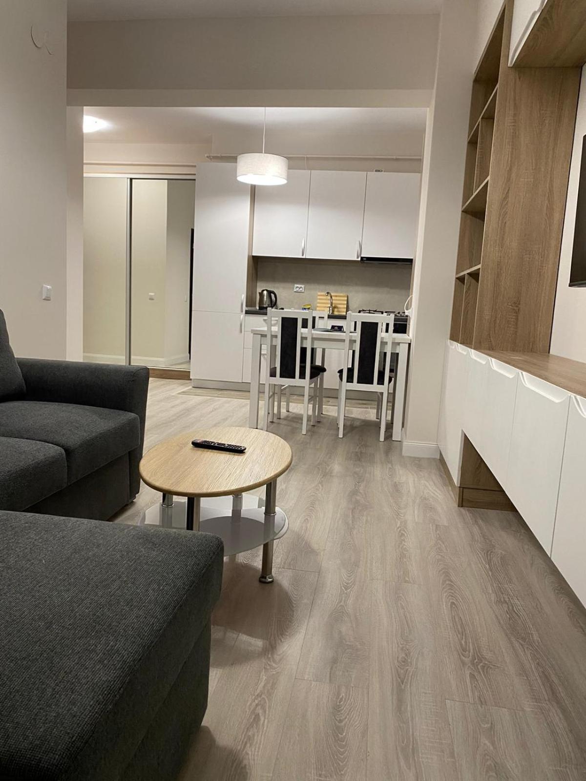 Luxury Glam Apartments Iasi At Lazar Palas Esterno foto