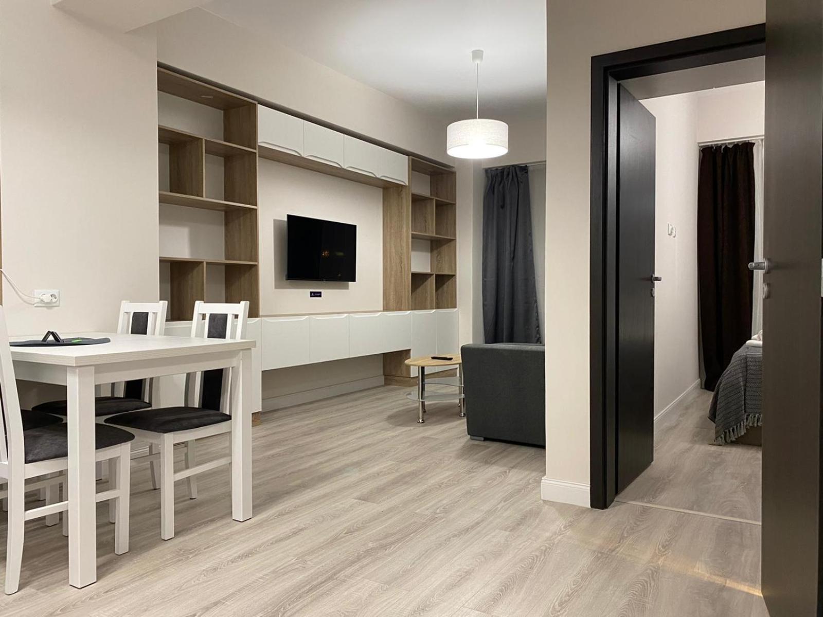 Luxury Glam Apartments Iasi At Lazar Palas Esterno foto