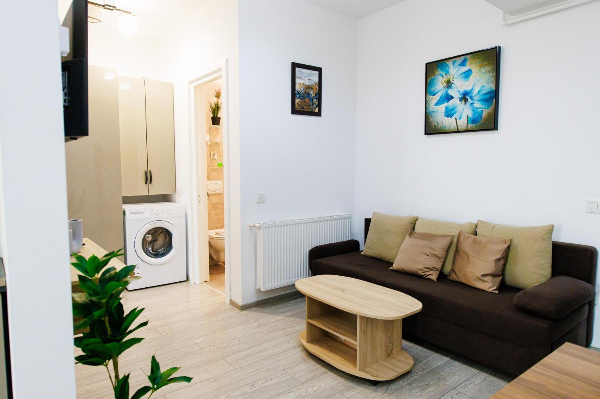 Luxury Glam Apartments Iasi At Lazar Palas Esterno foto