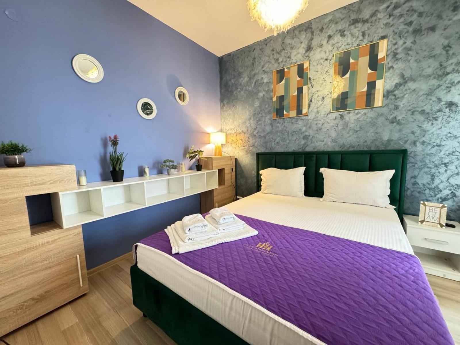 Luxury Glam Apartments Iasi At Lazar Palas Esterno foto