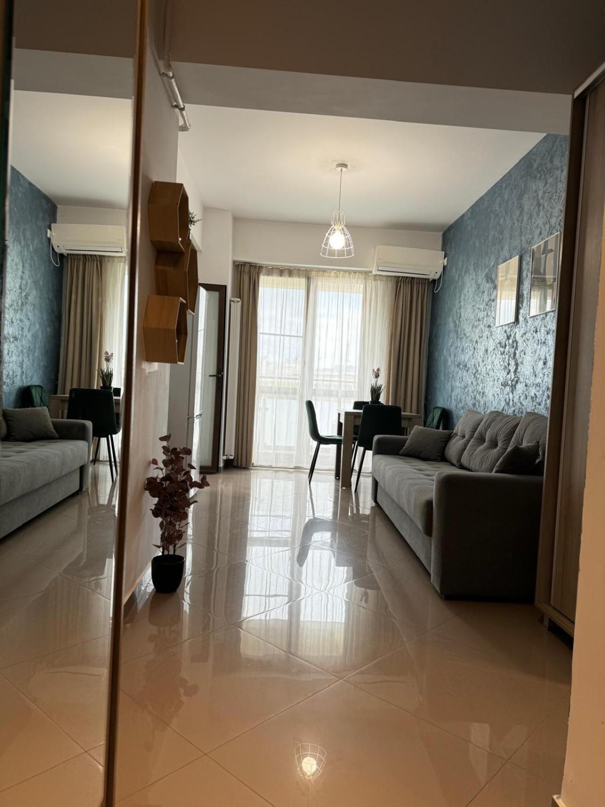 Luxury Glam Apartments Iasi At Lazar Palas Esterno foto