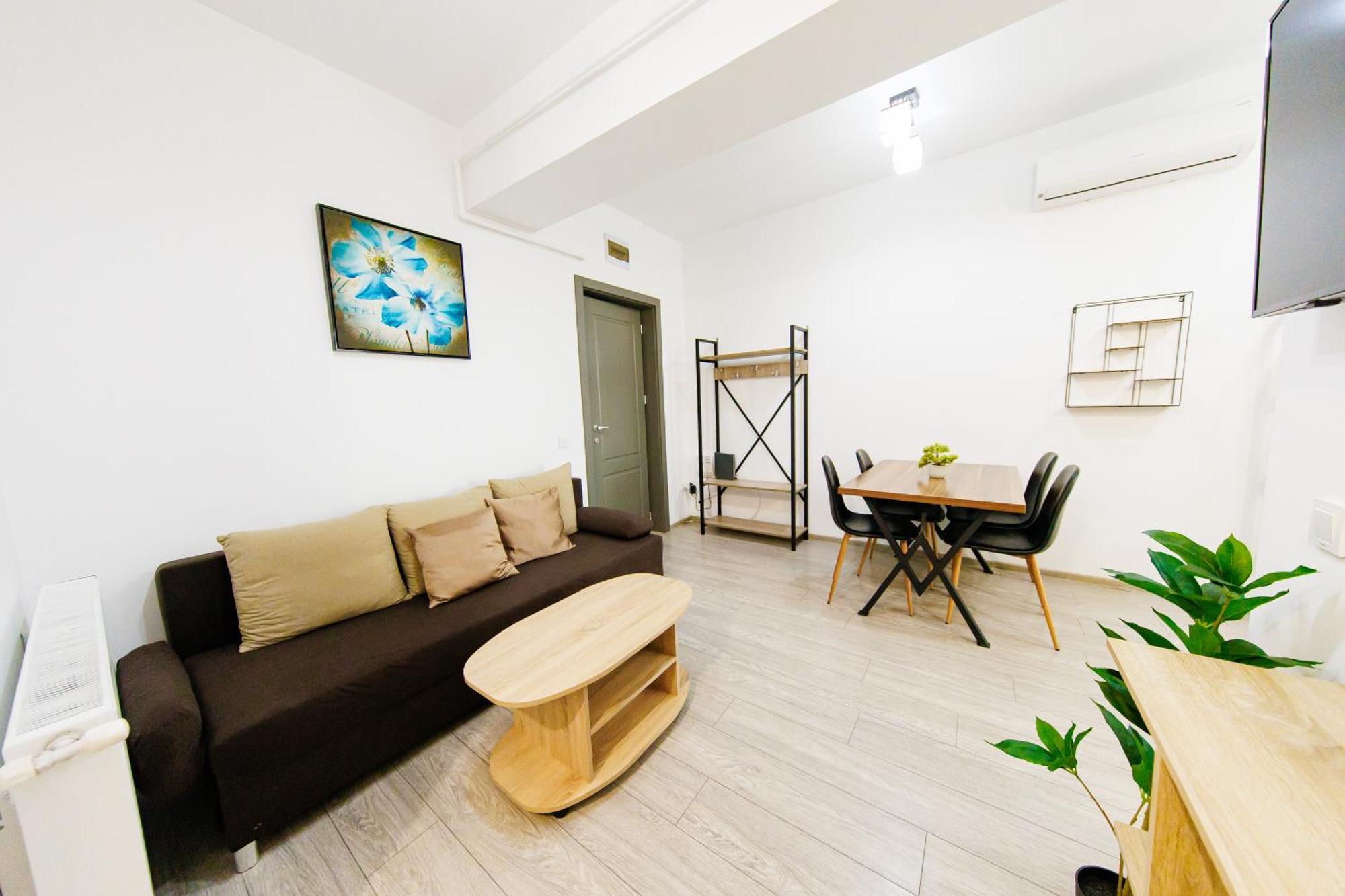 Luxury Glam Apartments Iasi At Lazar Palas Esterno foto