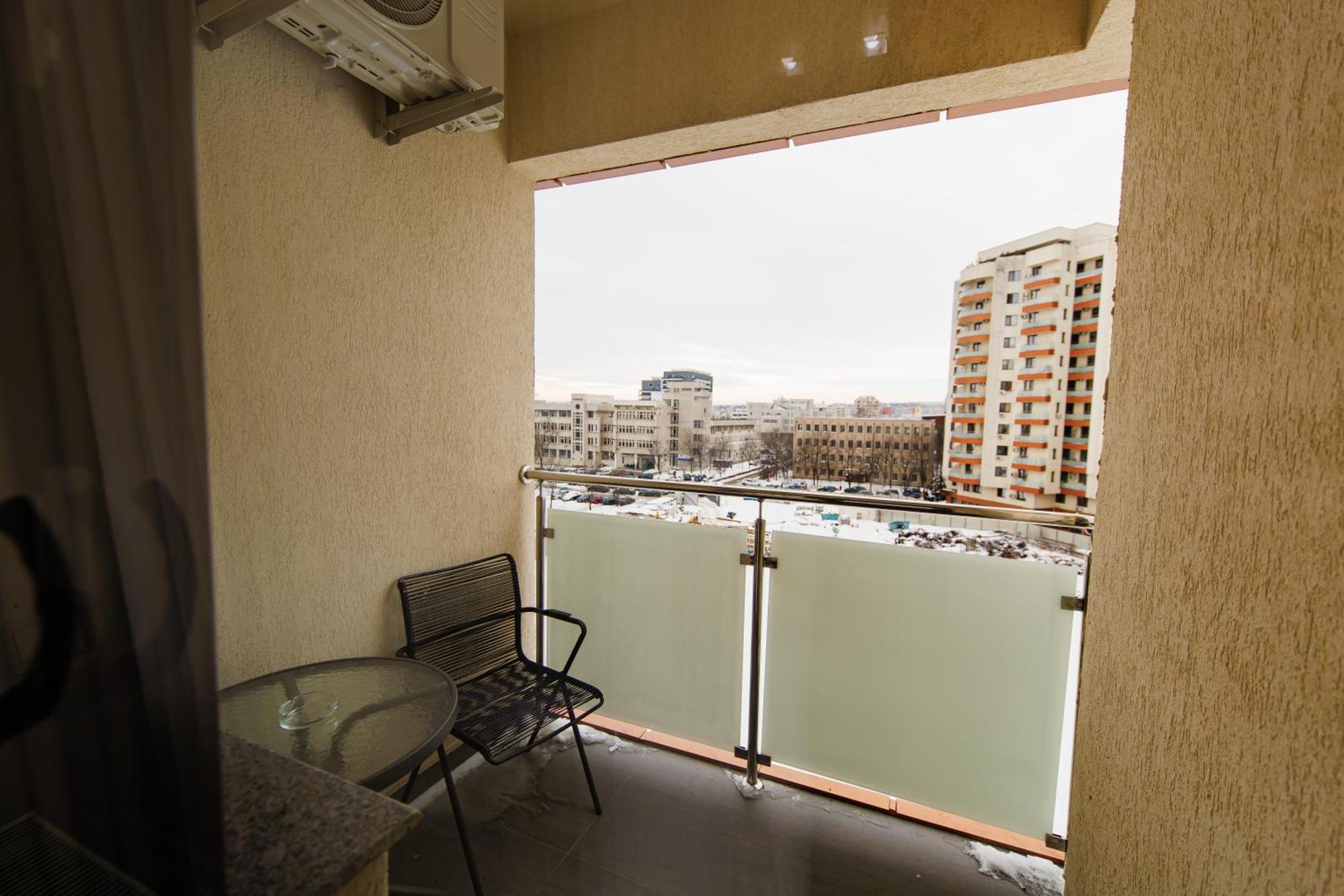 Luxury Glam Apartments Iasi At Lazar Palas Esterno foto