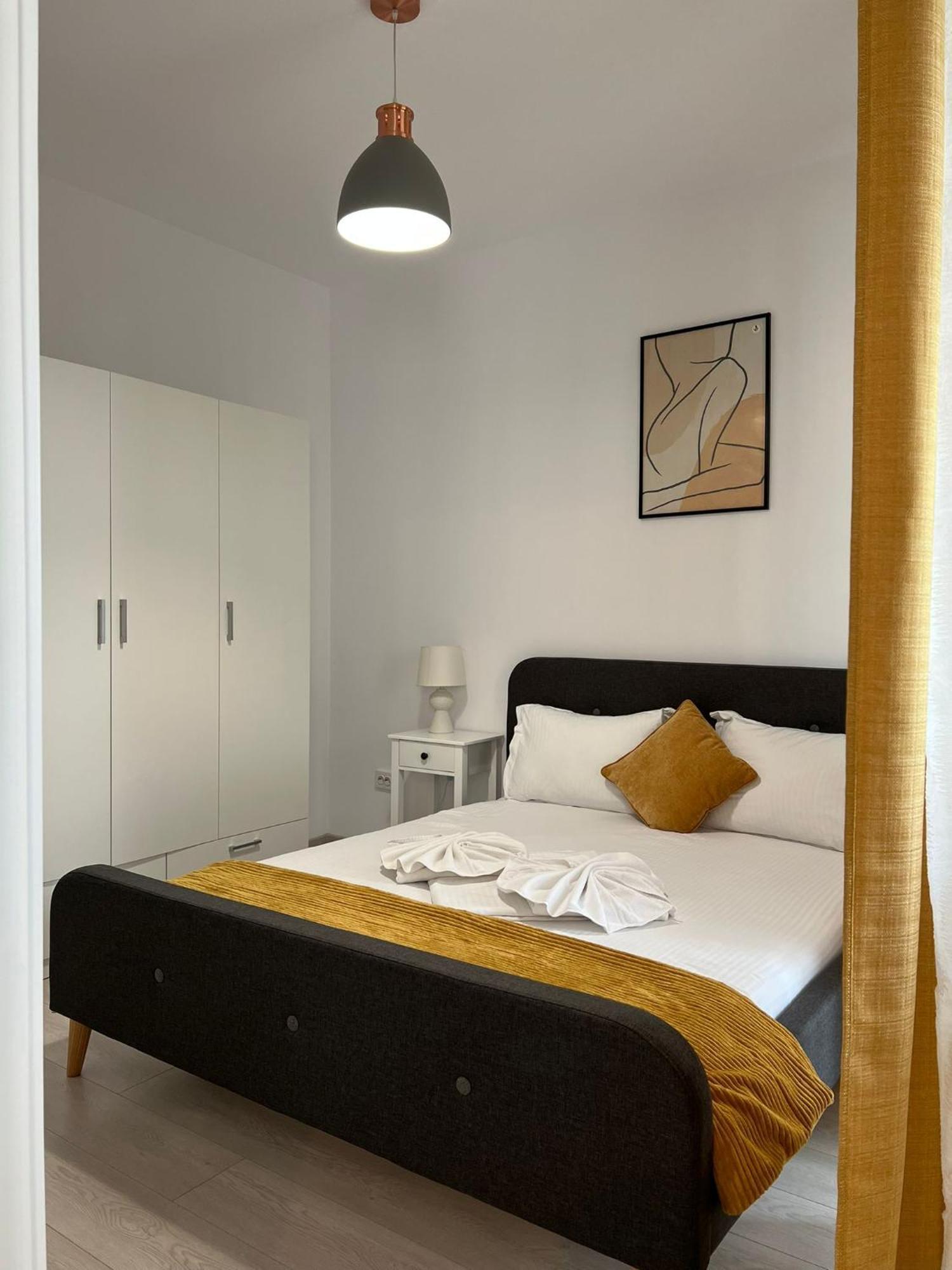 Luxury Glam Apartments Iasi At Lazar Palas Esterno foto